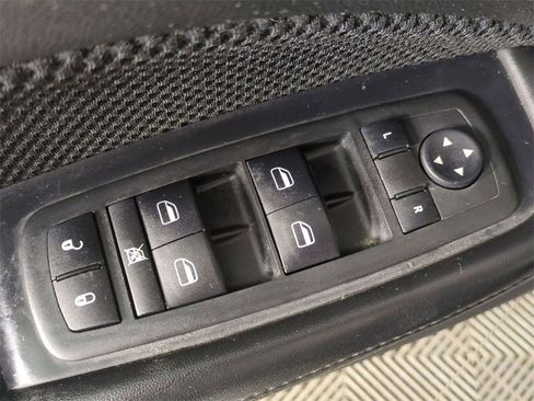 Used 2015 Dodge Dart SXT image 20