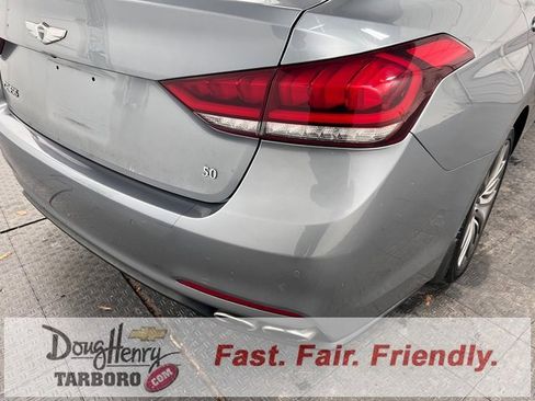 Used 2015 Hyundai Genesis 5.0 image 13