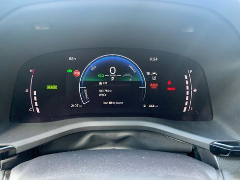 Used 2026 Toyota Camry LE image 11