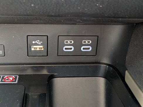 Used 2025 Toyota Camry LE FWD image 23