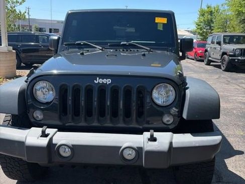 Used 2018 Jeep Wrangler Unlimited Sport S AWD/4WD image 2