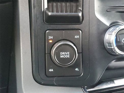 Certified 2023 Ford F150 Lariat w/ Equipment Group 502A High image 26