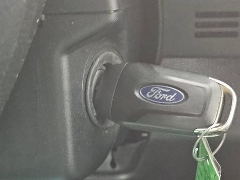 Used 2020 Ford F150 XLT w/ Equipment Group 302A Luxury AWD/4WD image 32