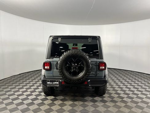 Certified 2025 Jeep Wrangler Willys 4xe image 8