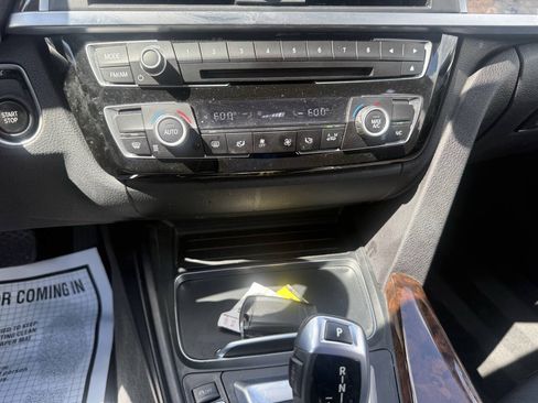 Used 2017 BMW 330e RWD image 29