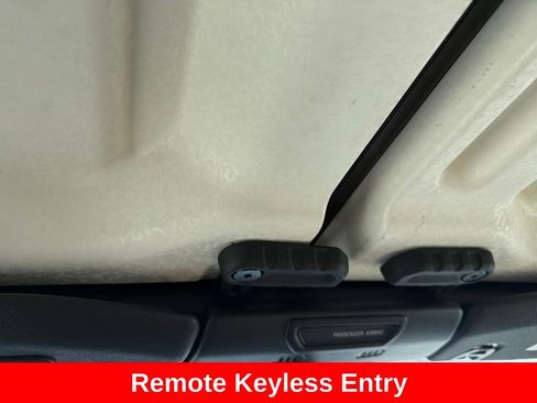 Used 2018 Jeep Wrangler Unlimited Sport S image 26