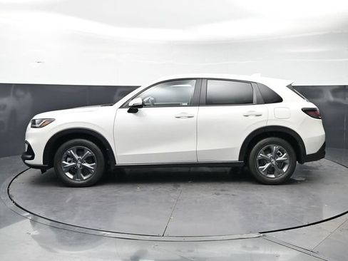 Used 2026 Honda HR-V LX image 8