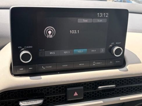 Certified 2024 Honda HR-V LX image 19