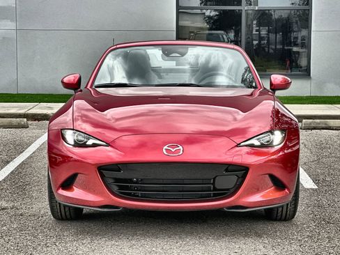 New 2025 MAZDA MX-5 Miata RF Grand Touring image 6