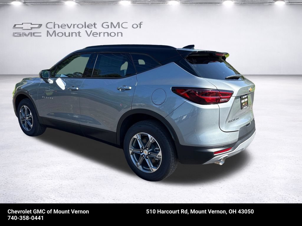 New 2026 Chevrolet Blazer LT w/ Convenience Package AWD/4WD image 3