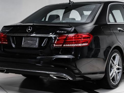 Used 2015 Mercedes-Benz E 350 4MATIC Sedan image 4
