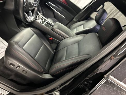 Used 2024 Chevrolet Traverse Z71 w/ LPO, Floor Liner Package AWD/4WD image 12