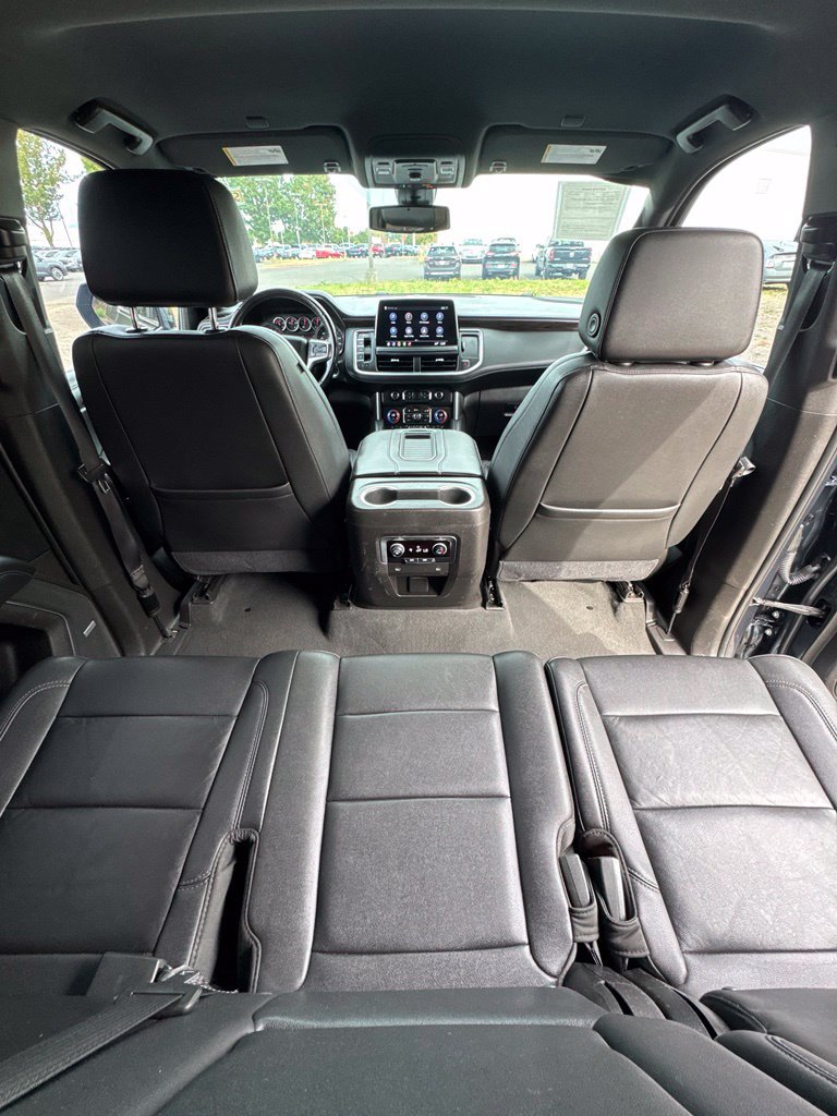 Used 2021 Chevrolet Suburban LT AWD/4WD image 30