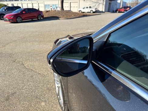 Used 2017 Volkswagen Passat 1.8T R-Line image 13