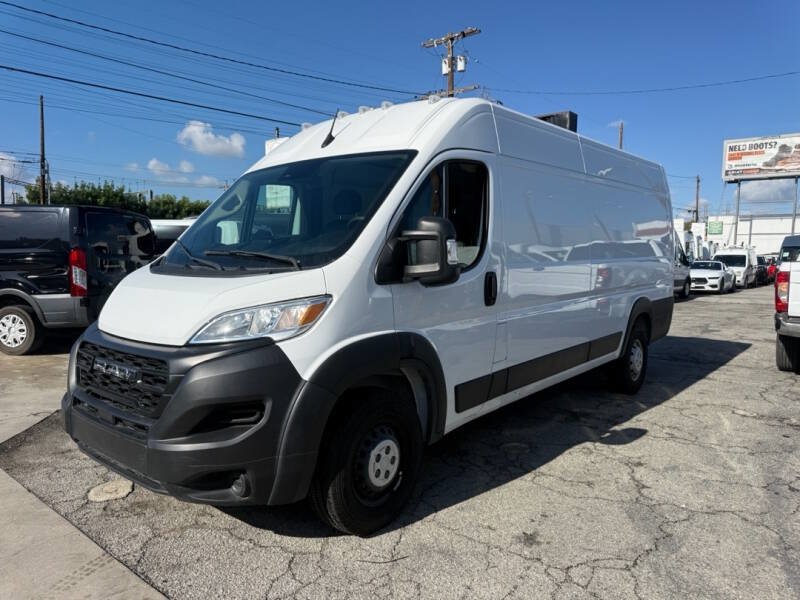 Used 2023 RAM ProMaster 3500 FWD image 3