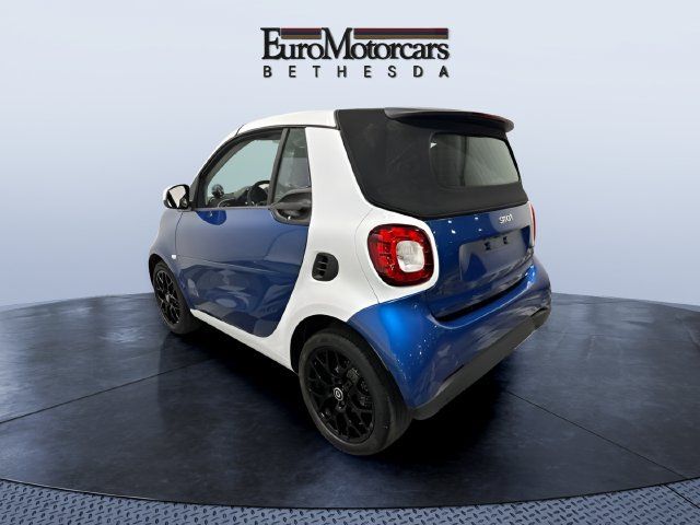 Used 2018 smart fortwo electric drive RWD image 3