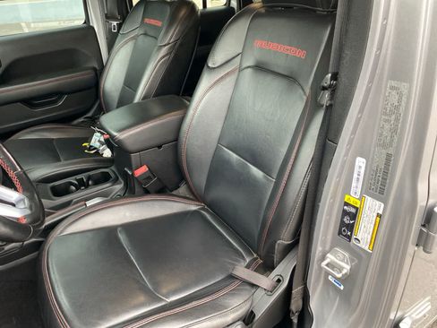 Used 2021 Jeep Wrangler Unlimited Rubicon AWD/4WD image 12