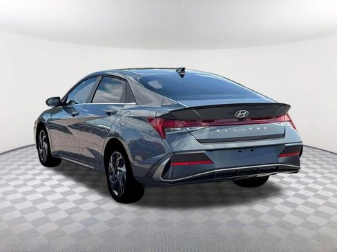 New 2026 Hyundai Elantra SEL Sport Premium FWD image 5
