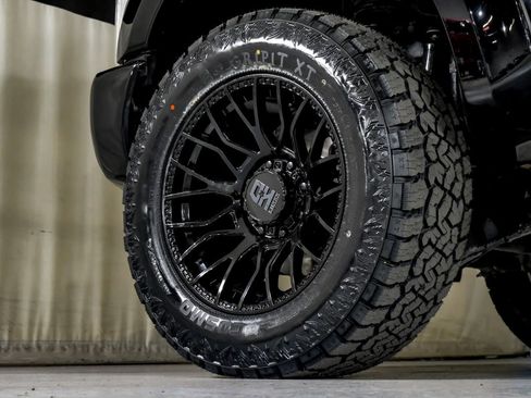 Used 2019 Ford F250 Lariat w/ Lariat Ultimate Package image 55