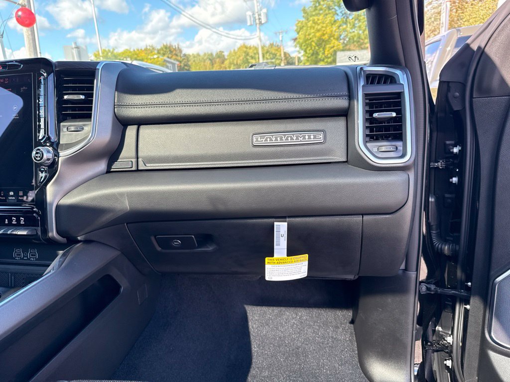 New 2027 RAM 1500 Laramie AWD/4WD image 29