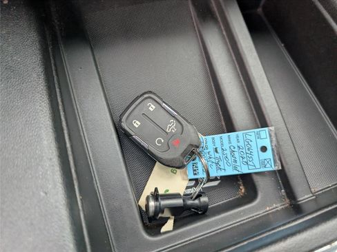 Used 2020 Chevrolet Silverado 2500 LTZ w/ LTZ Convenience Package image 20