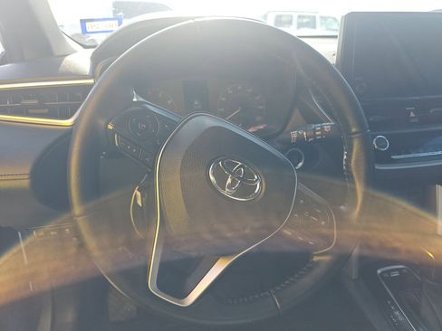 Used 2023 Toyota Corolla Cross AWD Hybrid image 14
