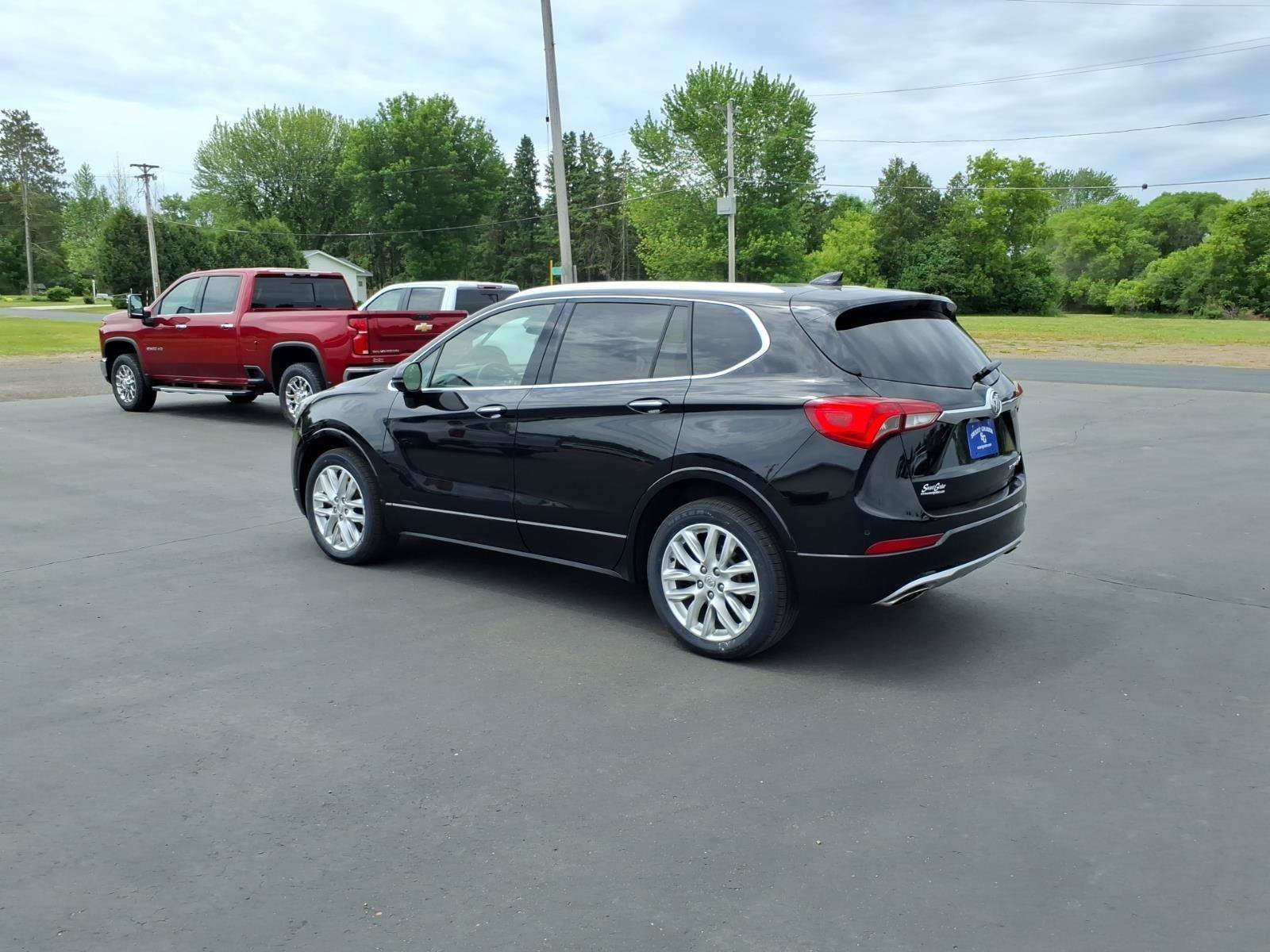 Used 2020 Buick Envision Premium w/ Driver Confidence Package AWD/4WD image 3