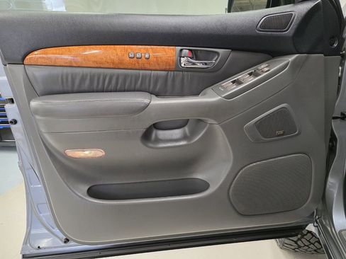 Used 2006 Lexus GX 470 image 27