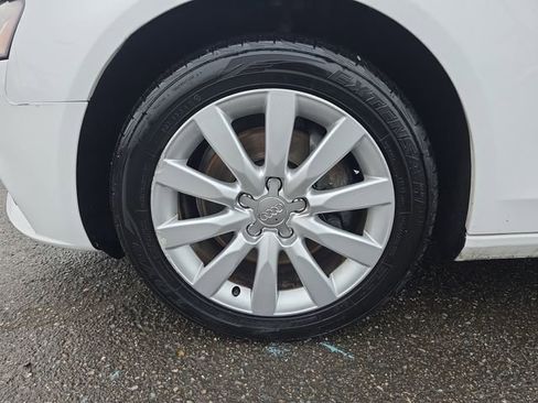 Used 2011 Audi A4 2.0T Premium image 30