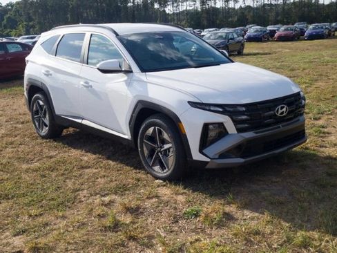 New 2026 Hyundai Tucson SEL Plus FWD image 3