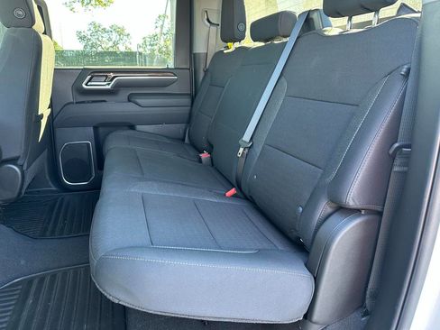 Used 2025 Chevrolet Silverado 2500 LT w/ Convenience Package image 13