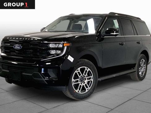 New 2025 Ford Expedition Active image 1