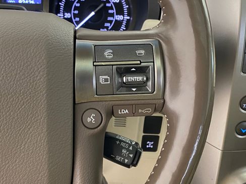 Used 2018 Lexus GX 460 Luxury image 32