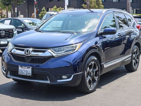 Used 2017 Honda CR-V Touring image 3
