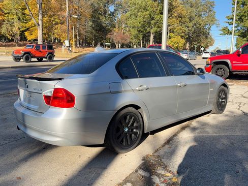 Used 2006 BMW 325xi Sedan image 6