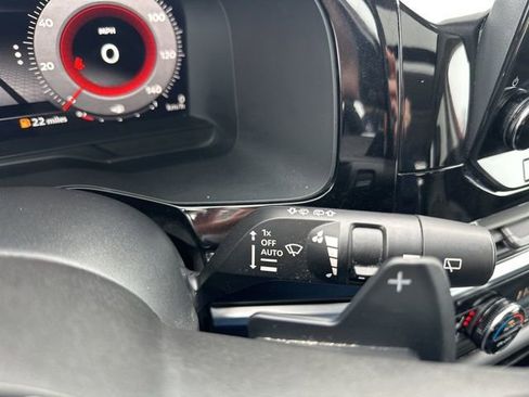 Used 2023 Nissan Pathfinder Platinum image 21