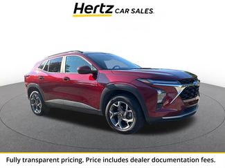 Used 2025 Chevrolet Trax LT w/ LT Convenience Package FWD video 1