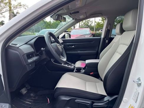 Used 2024 Honda CR-V LX image 8