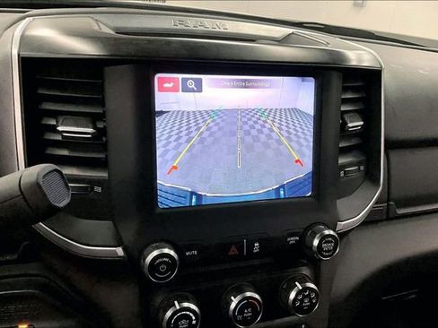 Used 2024 RAM 3500 Big Horn image 27