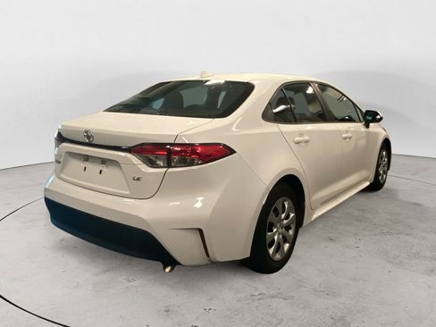 Used 2023 Toyota Corolla LE image 5