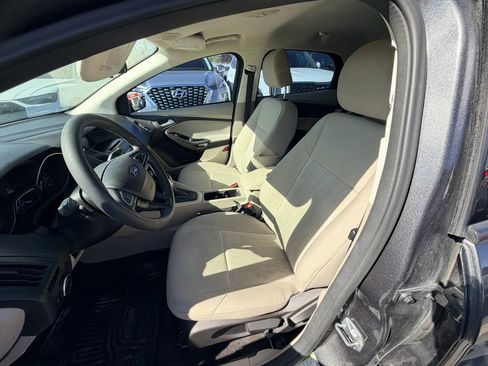 Used 2017 Ford Focus SE image 11