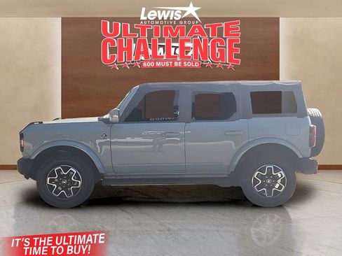 Used 2022 Ford Bronco Outer Banks image 3