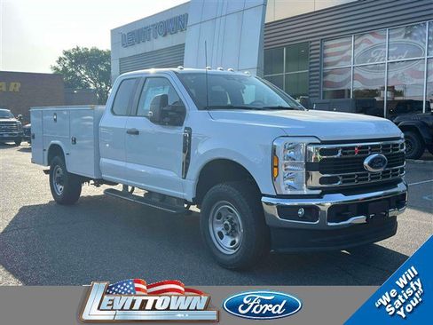 New 2026 Ford F350 XL w/ XL Chrome Package AWD/4WD image 3