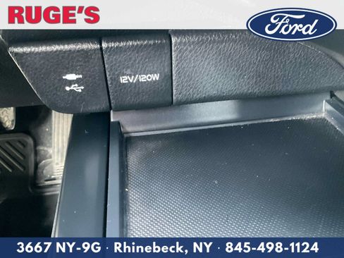 Used 2018 Toyota Camry XLE FWD image 23