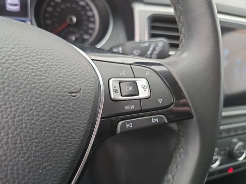 Used 2019 Volkswagen Atlas SE w/ Panoramic Sunroof Package image 19