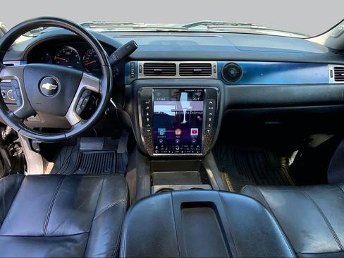 Used 2011 Chevrolet Silverado 2500 LTZ w/ LTZ Plus Package AWD/4WD image 15