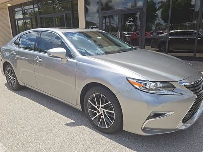 Used 2016 Lexus ES 350 w/ Luxury Package w/Wood Trim