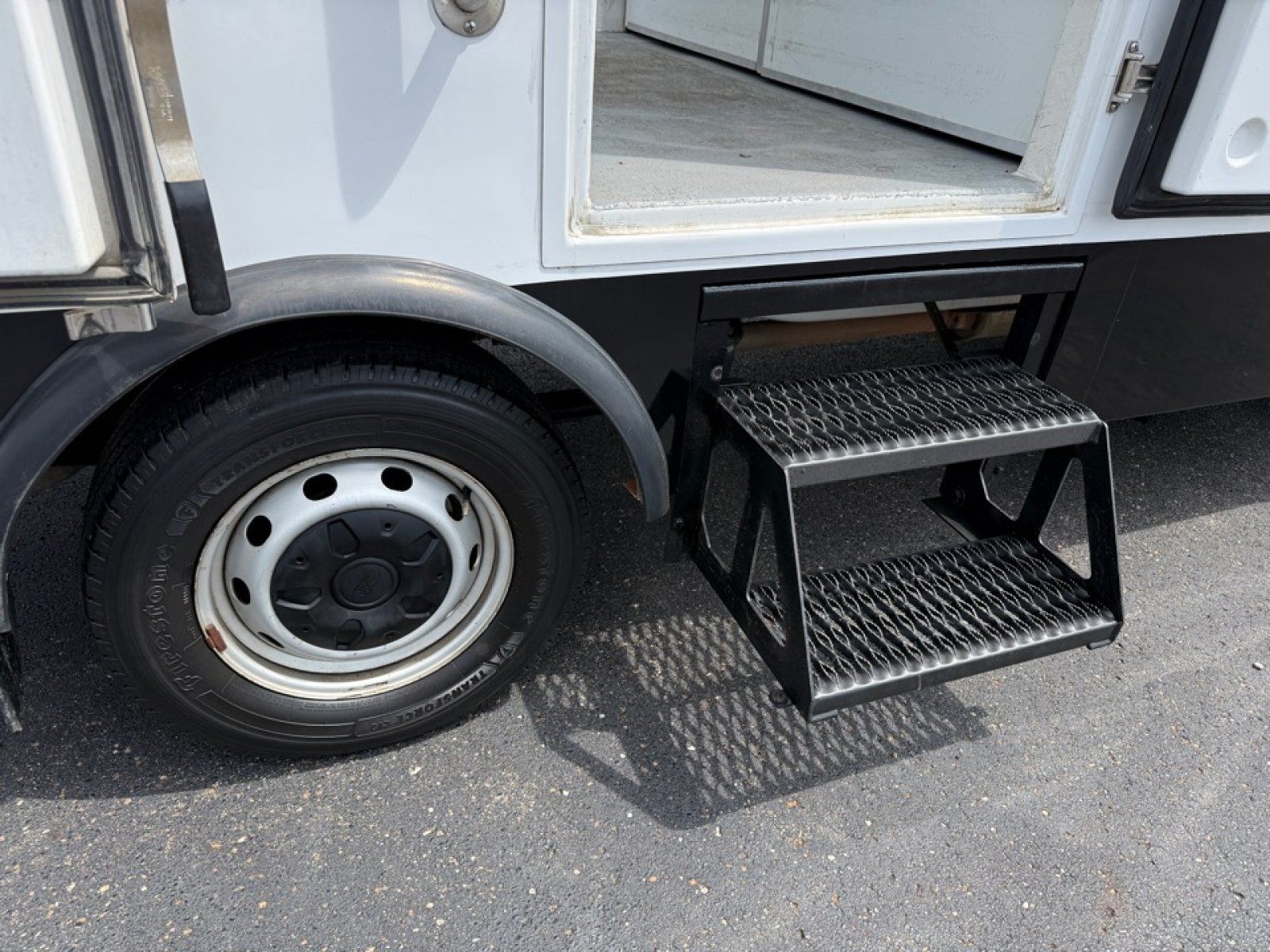 Used 2022 Ford Transit 350 w/ Upfitter Package RWD image 31