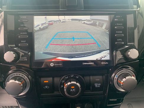 Used 2023 Toyota 4Runner TRD Off-Road Premium w/ Moonroof Package AWD/4WD image 24
