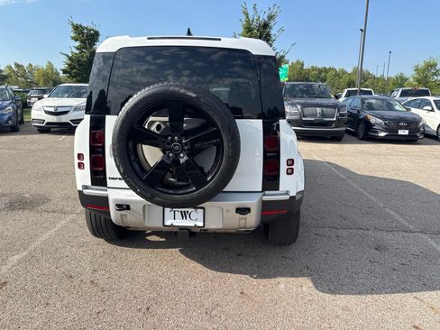 Used 2024 Land Rover Defender 110 S AWD/4WD image 6